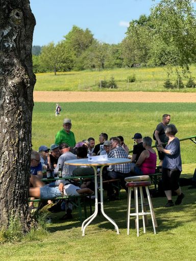 Maihock beim Hundesportverein